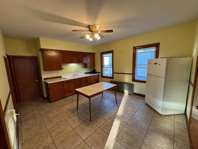 43 Westerly Ave unit 1st Floor Unit, Providence, RI 02909 - photo 6