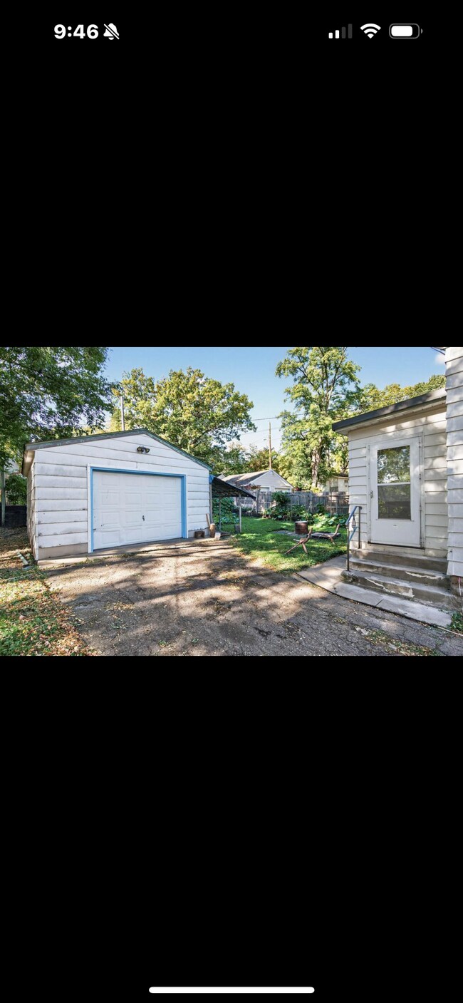 2327 Irving Ave N, Minneapolis, MN 55411 - photo 7