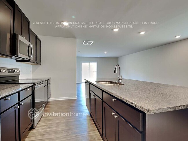 7208 Olive Coast St, Charlotte, NC 28262 - photo 5