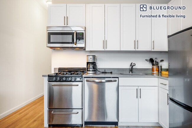 179 St Botolph St unit FL1-ID135, Boston, MA 02115 - photo 5