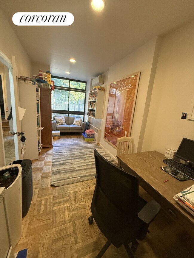 51 W 94th St, New York, NY 10025