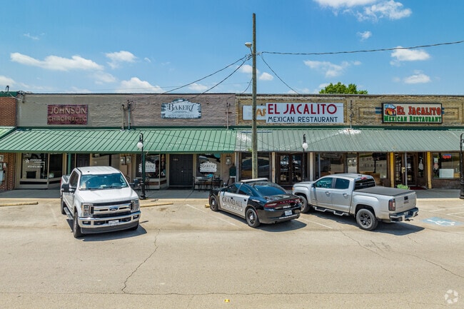 Main Street Crandall is home to retail, restaurants and City Hall.