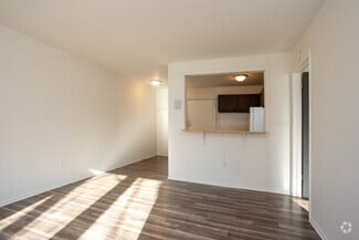 2010 Arlington Ave, Toledo, OH 43609