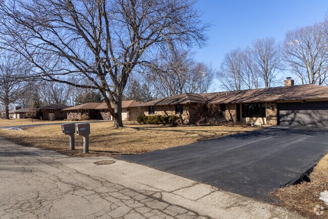 Ranch-style homes are common on residential streets in subdivisions of Roscoe.