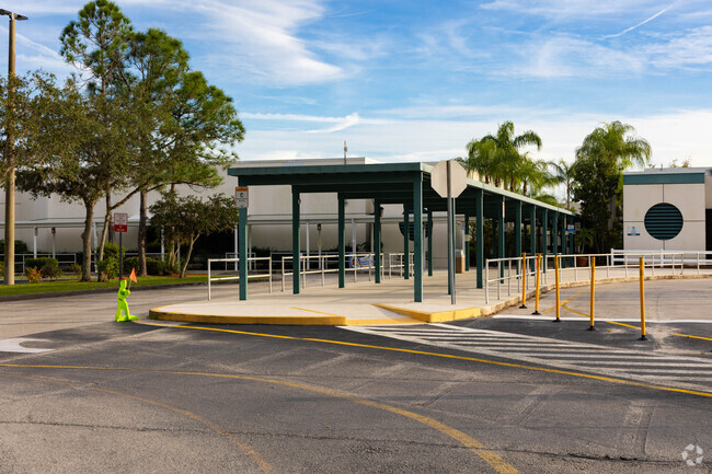 Rivers Edge Elementary School has a pickup and drop-off loading zone.