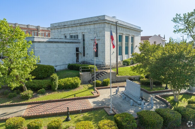 You can stroll through the Tifton Veterans Memorial Plaza or visit the museum.