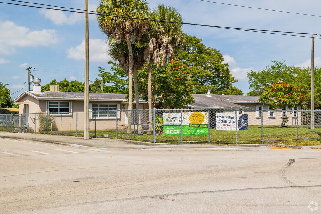 Enroll your child in a rich environment in Carpe Diem Academy in Kendall, FL.