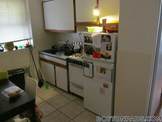 107 Gordon St Unit 1, Boston, MA 02135