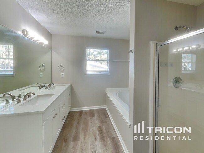 8762 Edenton Way, Jonesboro, GA 30238 - photo 7