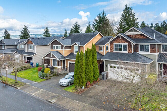 Modern craftsman homes can be found in nearby Duvall.