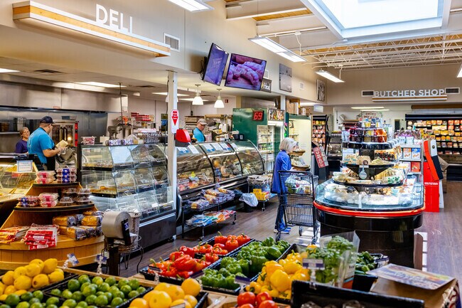 Anderson's Market provides a custom cut butcher and in-house sommelier to Glen Arbor shoppers.