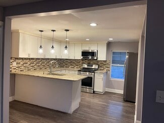 2913 N Narragansett Ave Unit 3BR 2Fl, Chicago, IL 60634