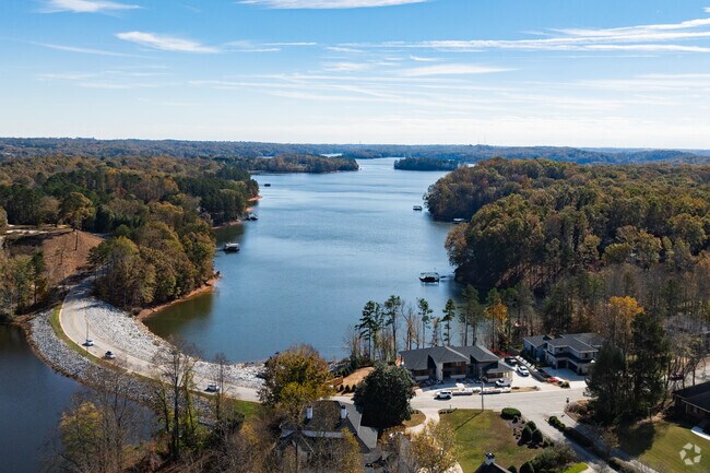 The Lake District offers stunning vistas of the serene lakeside landscapes that's alluring.