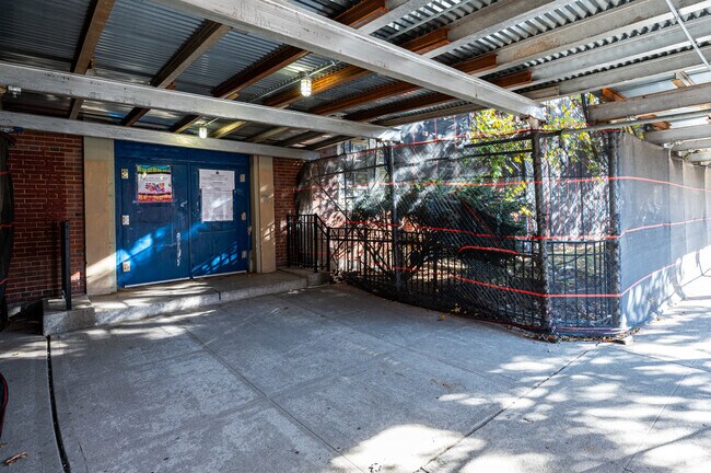 P.S. 52 - Sheepshead Bay has a student-teacher ratio of 14 to 1