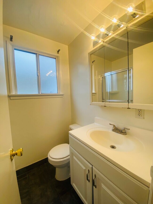 3730 Clarington Ave, Los Angeles, CA 90034 - photo 3