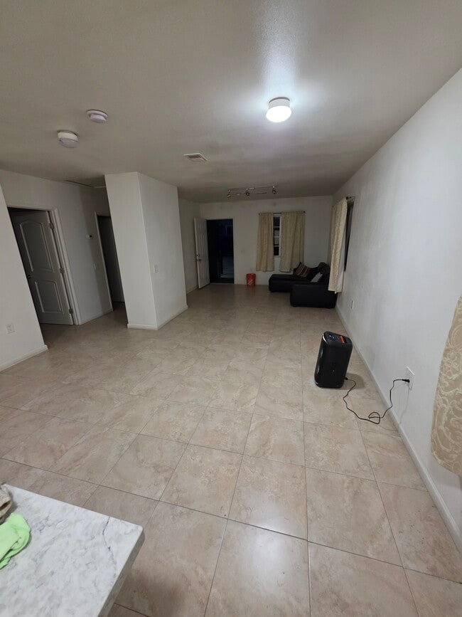 770 E 12th St, Pomona, CA 91766 - photo 5