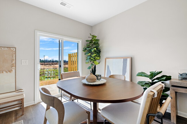 740 Gatestone Ln unit 78, Hopkins, SC 29061 - photo 5