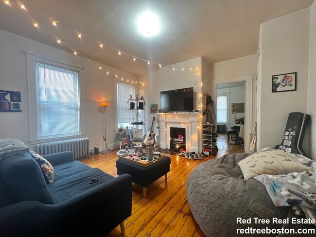 25 Pratt St unit 1, Boston, MA 02134 - photo 2