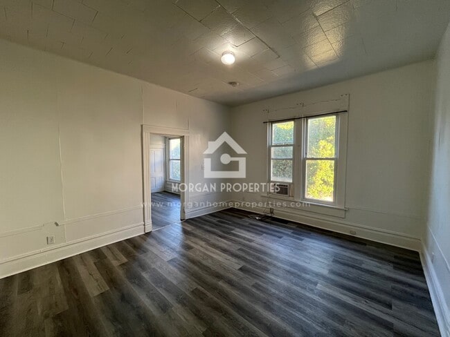 211 N 17th St unit 2, New Castle, IN 47362 - photo 3