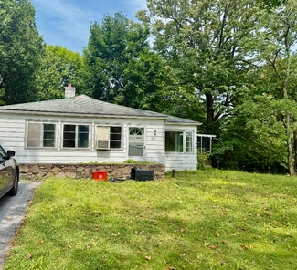 104 Warnock Rd, State College, PA 16801