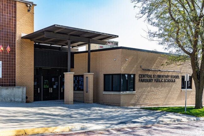 Central Elementary School is easily accessed in the community.