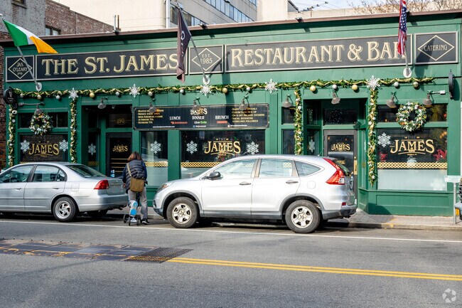 The St. James in Mineola is an Irish pub that’s been a go-to spot among locals for decades.