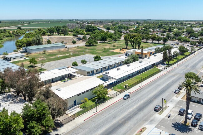The entrance to Arthur E. Mills Intermediate School in Firebaugh.
