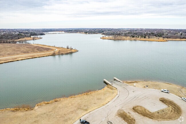 Zorinsky Lake is a dominant feature in the neighborhood of South Elkhorn.