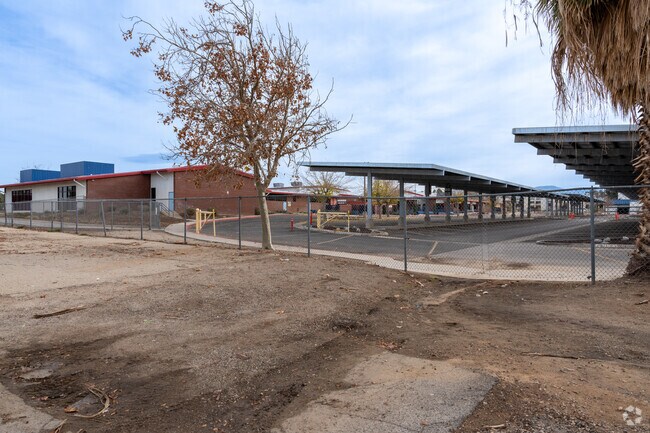 The student population of Space Aeronautics Gateway Academy is 990 and serves 6-8 grades.
