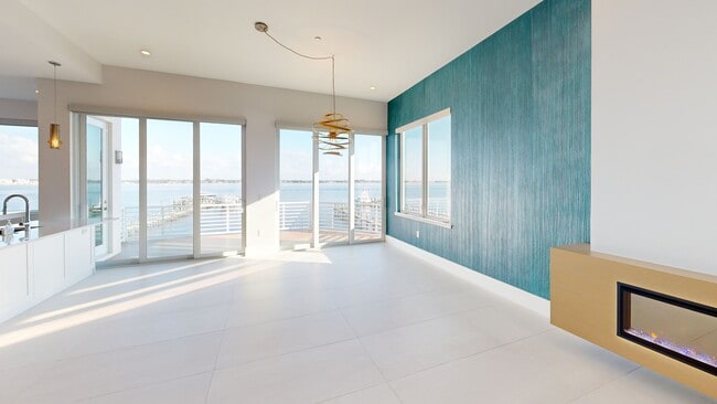 51 SE Seminole St unit 305, Stuart, FL 34994 - photo 2