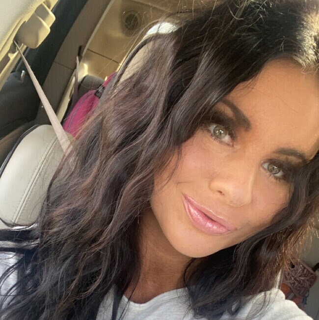 Ashley Lenz