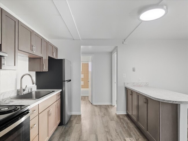 300 Marlene Ct unit 1, Wauconda, IL 60084 - photo 3