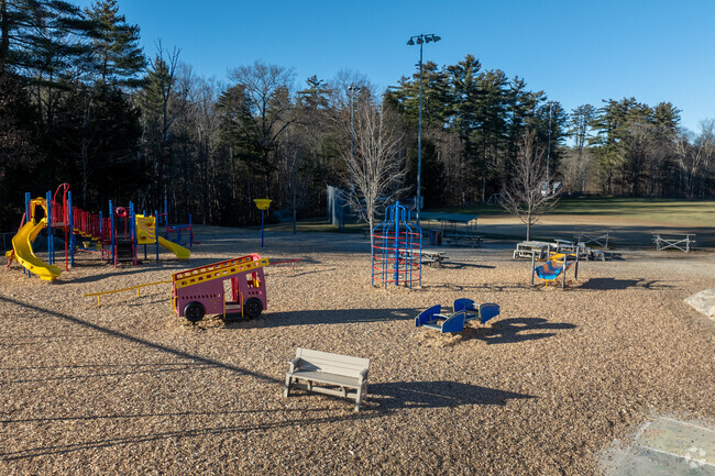 Antrim Elementary School is a public school in Manchester.