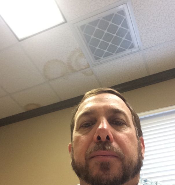 Agent Photo