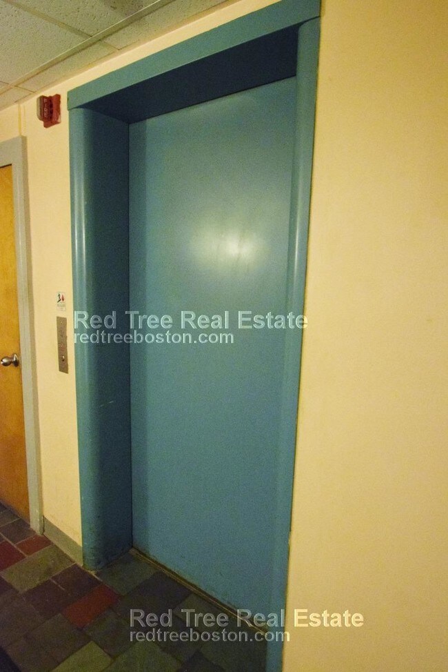 2018 Commonwealth Ave unit 39, Brighton, MA 02135 - photo 6