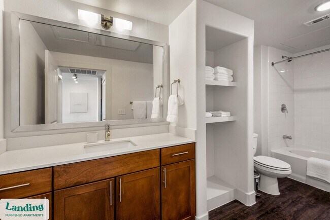 711 Brentford Place unit 215, Arlington, TX 76006 - photo 5