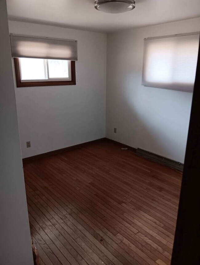 3832 N 29th St, Sheboygan, WI 53083 - photo 5