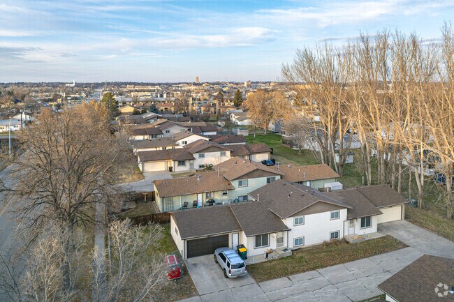 Residential views showcase Wachter’s housing variety.