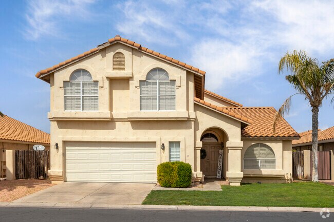 Homes in Rancho de Arboleda are typically well maintained.
