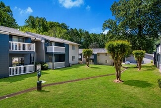 7901 Roswell Rd, Sandy Springs, GA 30350
