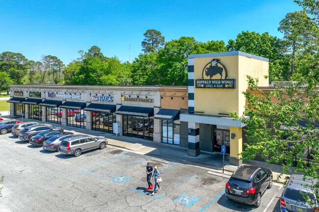 Small shopping centers throughout Pecan Grove provide shopping and dining options.