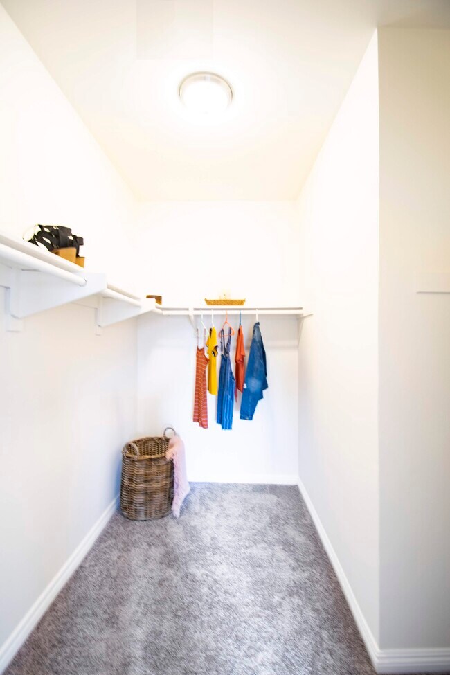 Golden Oaks Apartments, South Pasadena, CA 91030 - photo 6