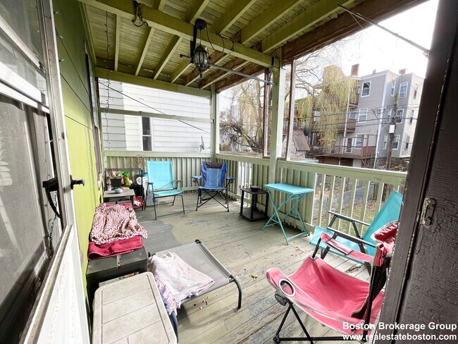 20 Howell St unit 1, Dorchester, MA 02125 - photo 4
