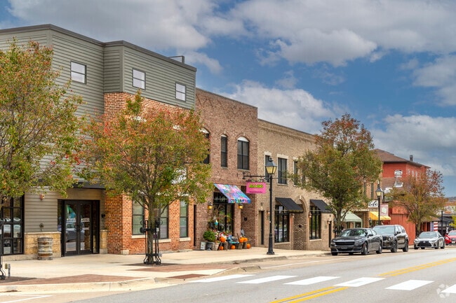 North Cody Road runs through Le Claire, Iowa.