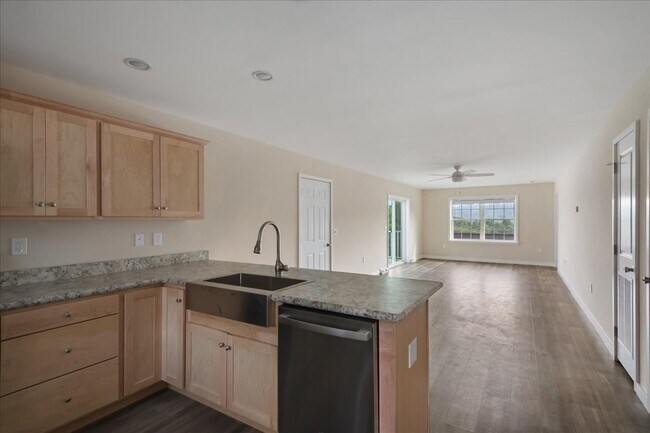 14 Payton Ln unit 14 Payton Lane, Barre, VT 05641 - photo 4