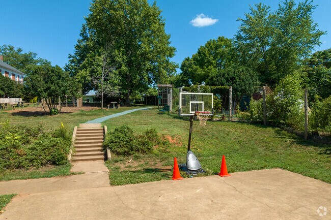 Mountaintop Montessori School