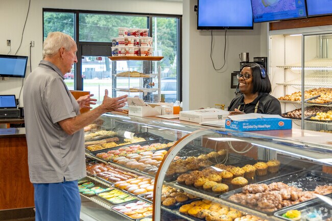 Donut Bank near University South has been serving high quality donuts since 1967.