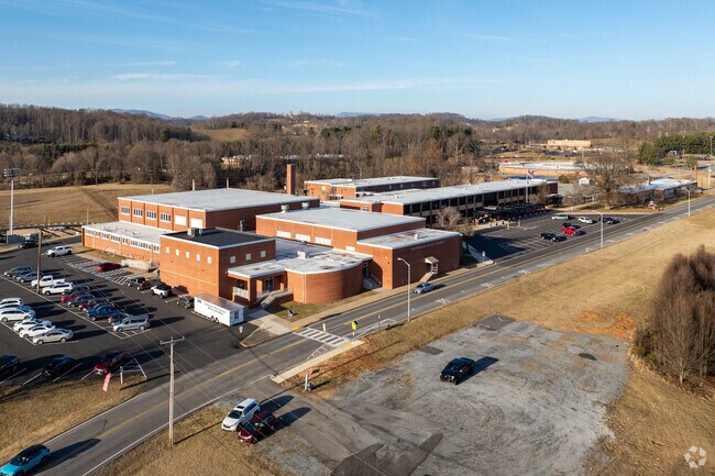 Abingdon High School in Abingdon, VA earned a B grade from Niche.
