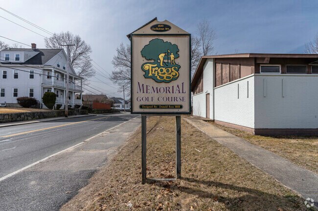 Golf enthusiasts rejoice! The Triggs Memorial Golf Course awaits your swing in Manton.