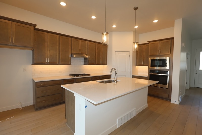 7214 S Sage Run Rd, West Jordan, UT 84081 - photo 1